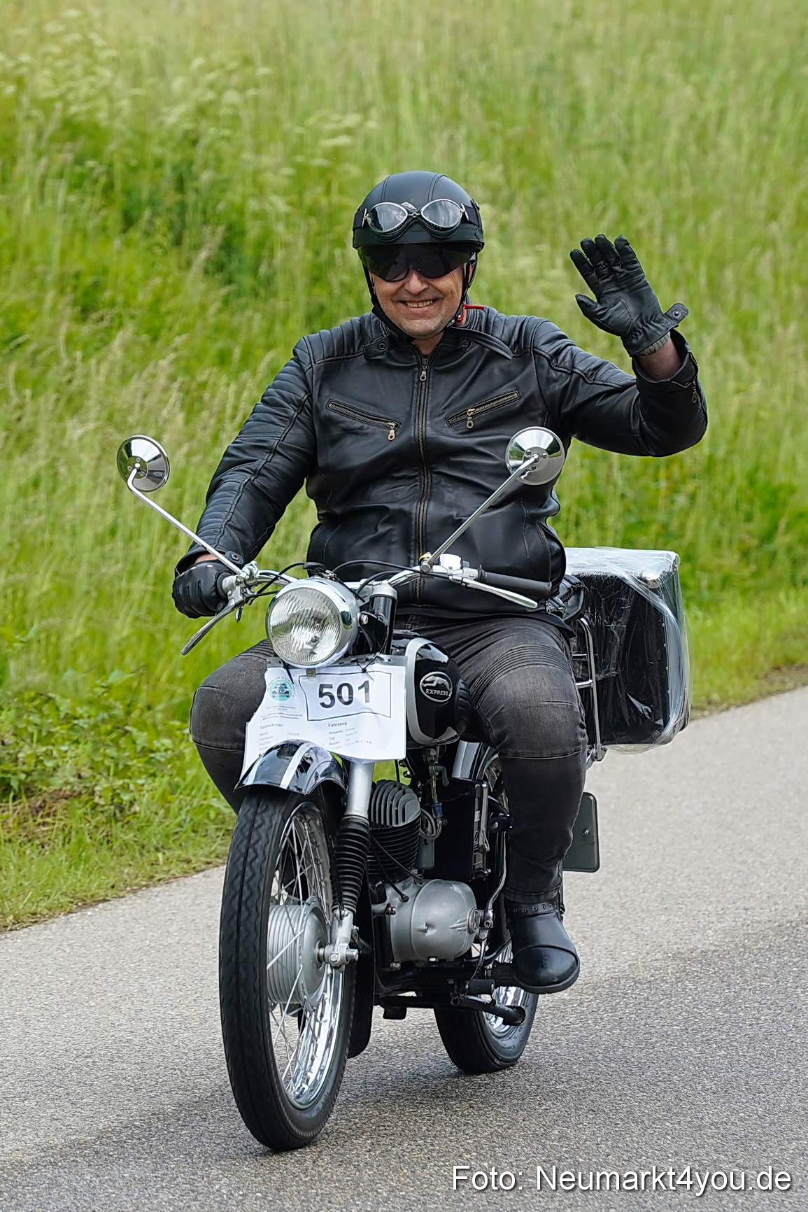 Oldtimertreffen Neumarkt Rundfahrt 2025 0048