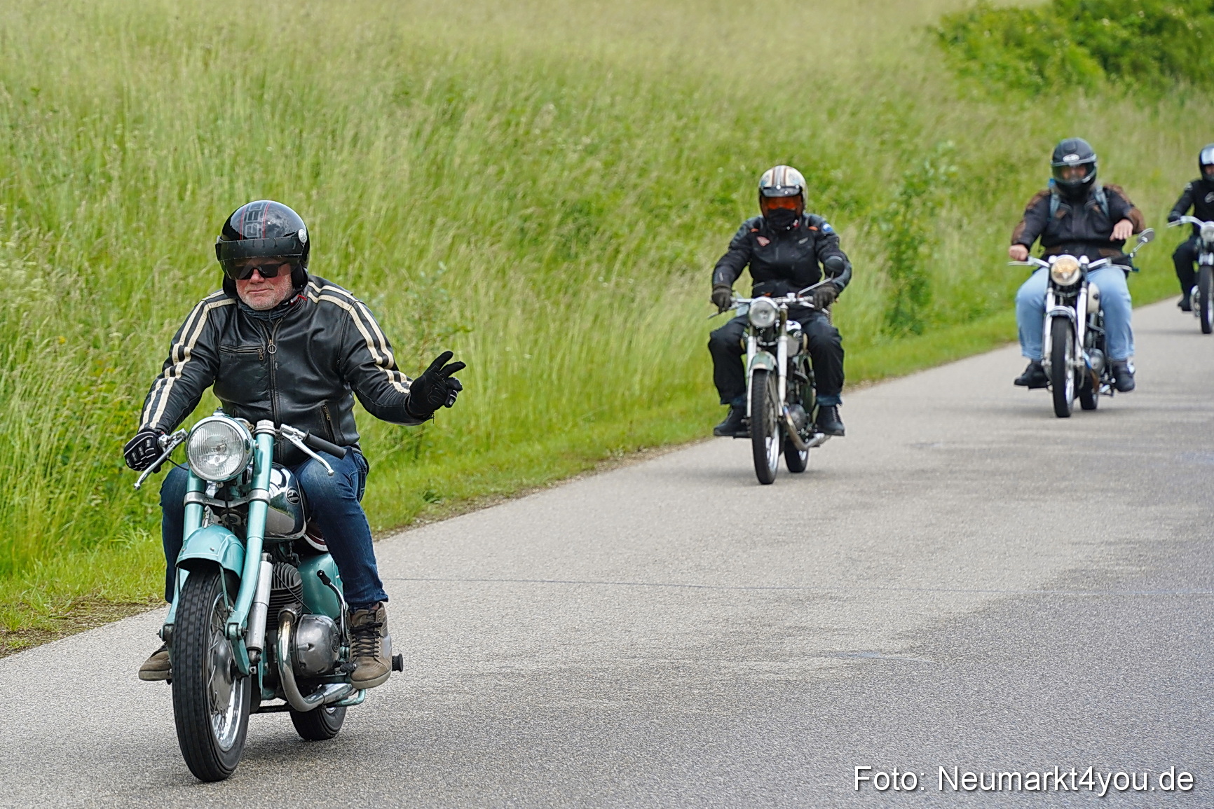 Oldtimertreffen Neumarkt Rundfahrt 2025 0049