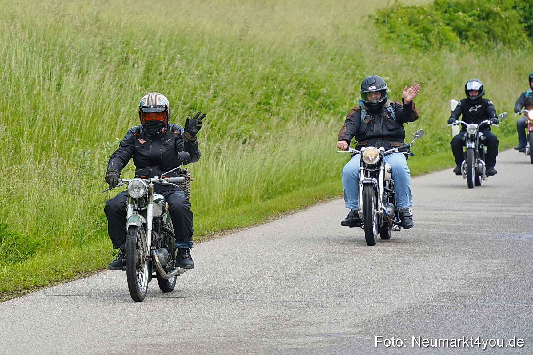 Oldtimertreffen Neumarkt Rundfahrt 2025 0050