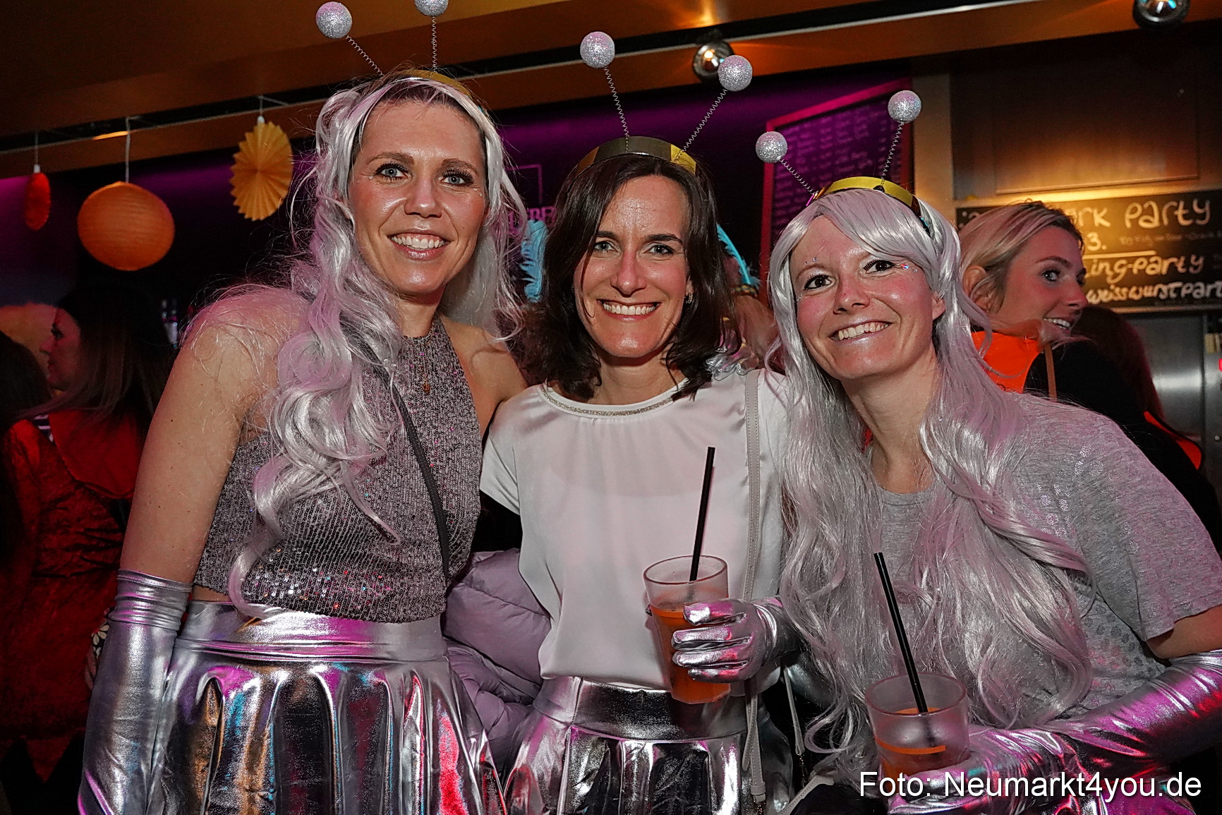 Weiberfasching Neumarkt 2025 0012