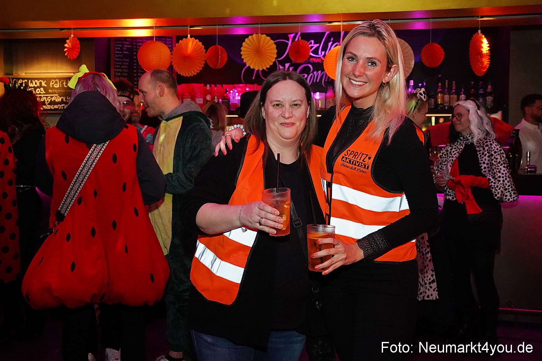 Weiberfasching Neumarkt 2025 0033