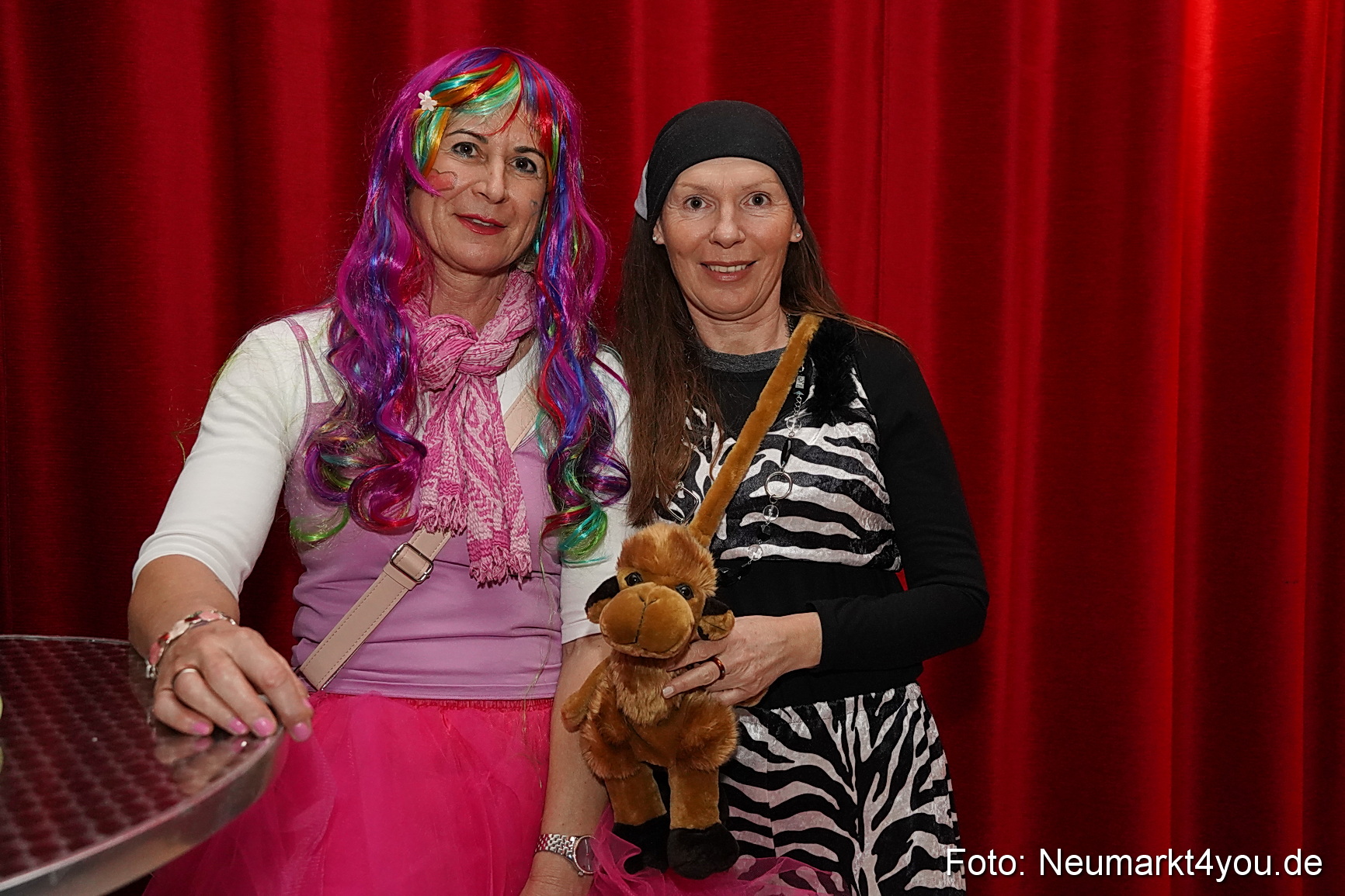 Weiberfasching Neumarkt 2025 0040