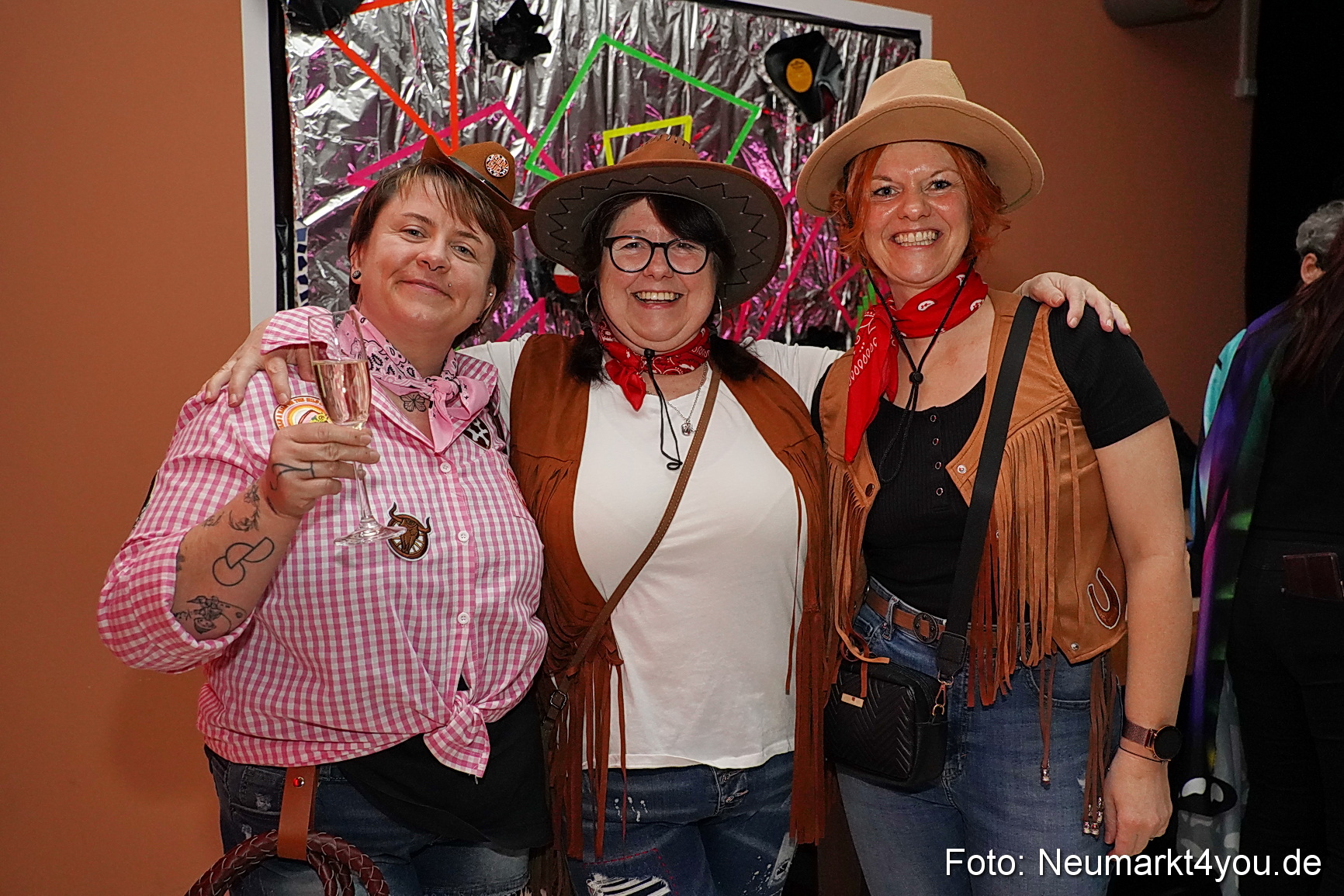 Weiberfasching Neumarkt 2025 0041