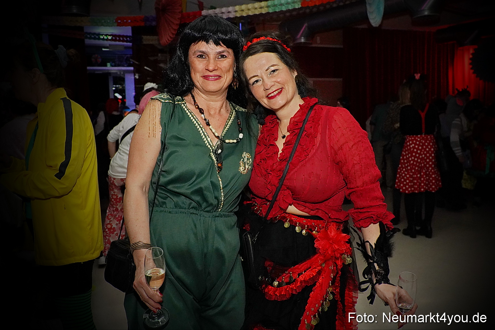 Weiberfasching Neumarkt 2025 0055