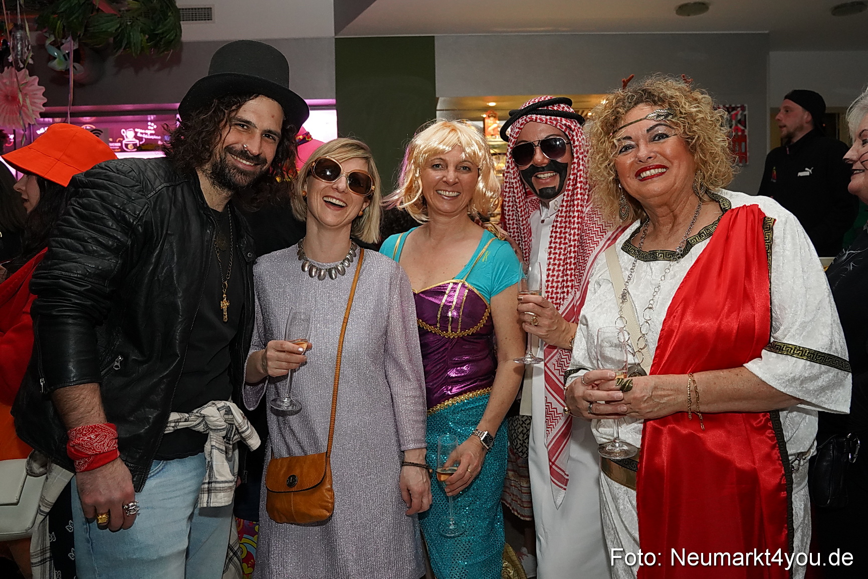 Weiberfasching Neumarkt 2025 0059