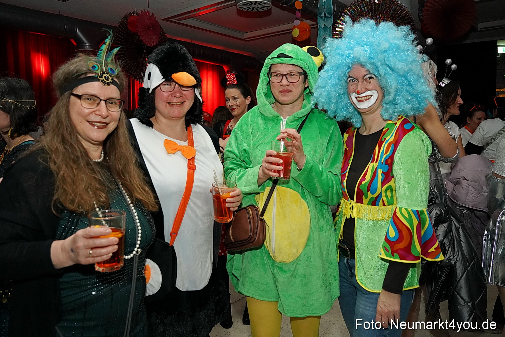 Weiberfasching Neumarkt 2025 0065