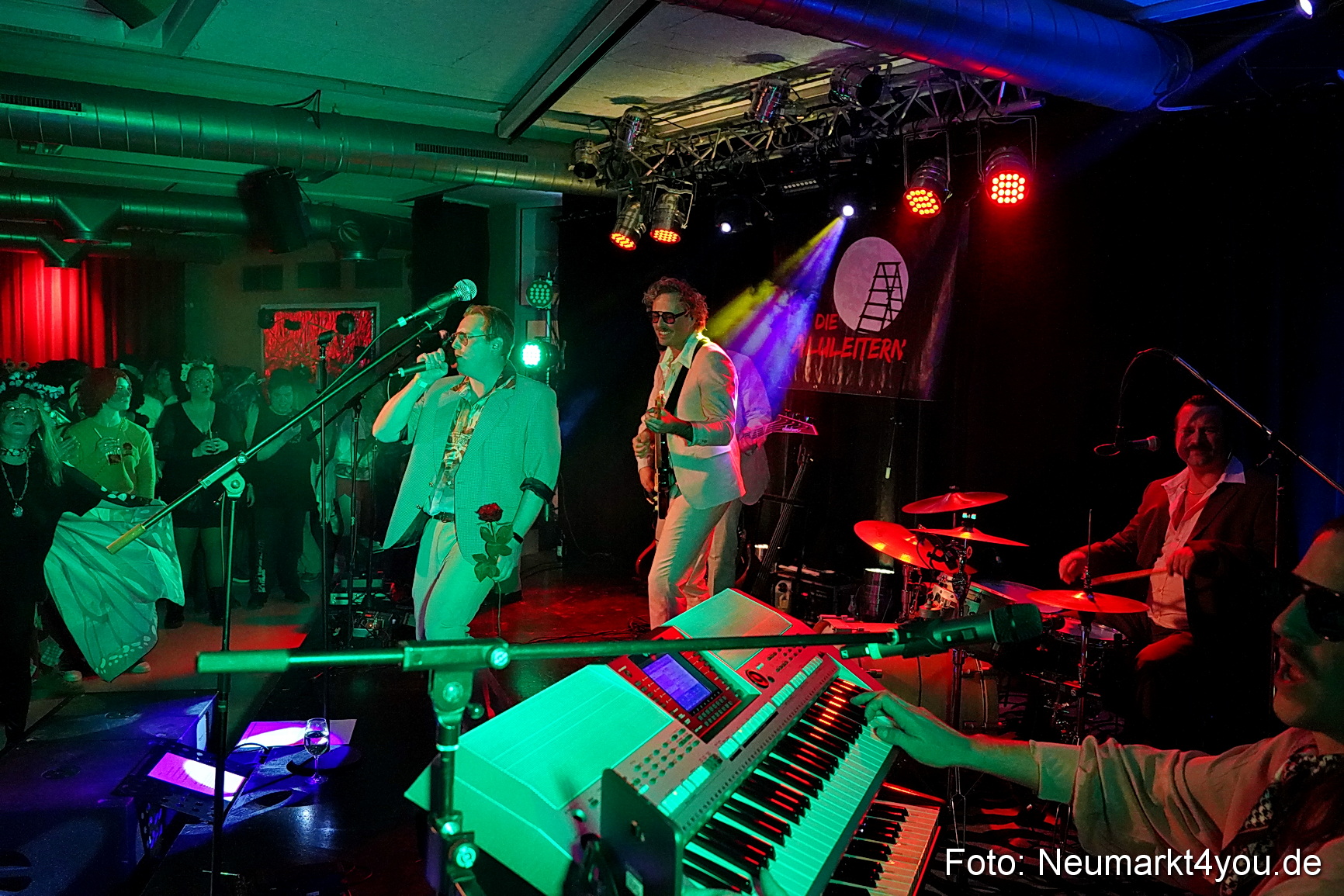 Weiberfasching Neumarkt 2025 0086