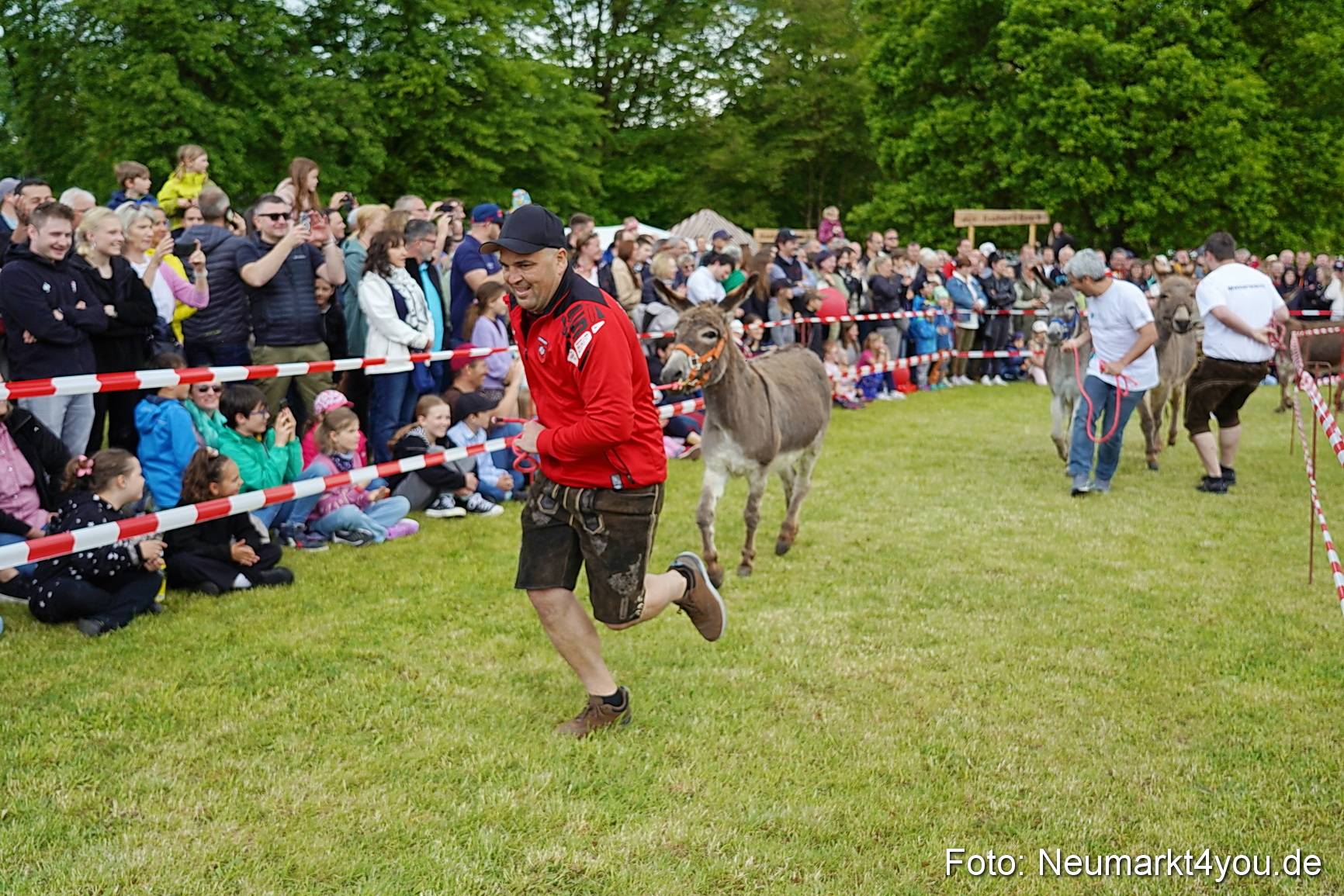 Esellrennen Fruehlingsfest Neumarkt 2026 0009
