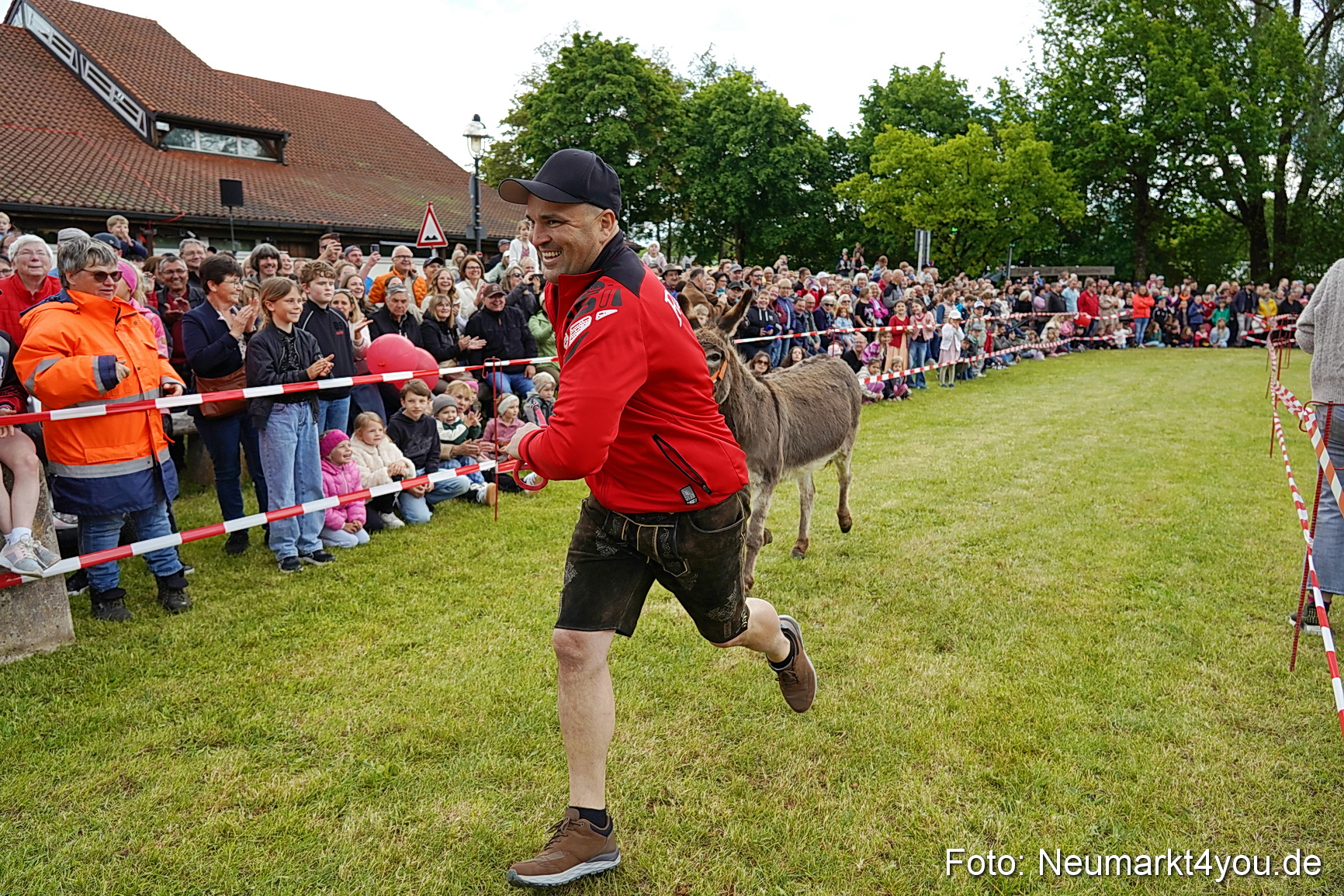 Esellrennen Fruehlingsfest Neumarkt 2026 0012