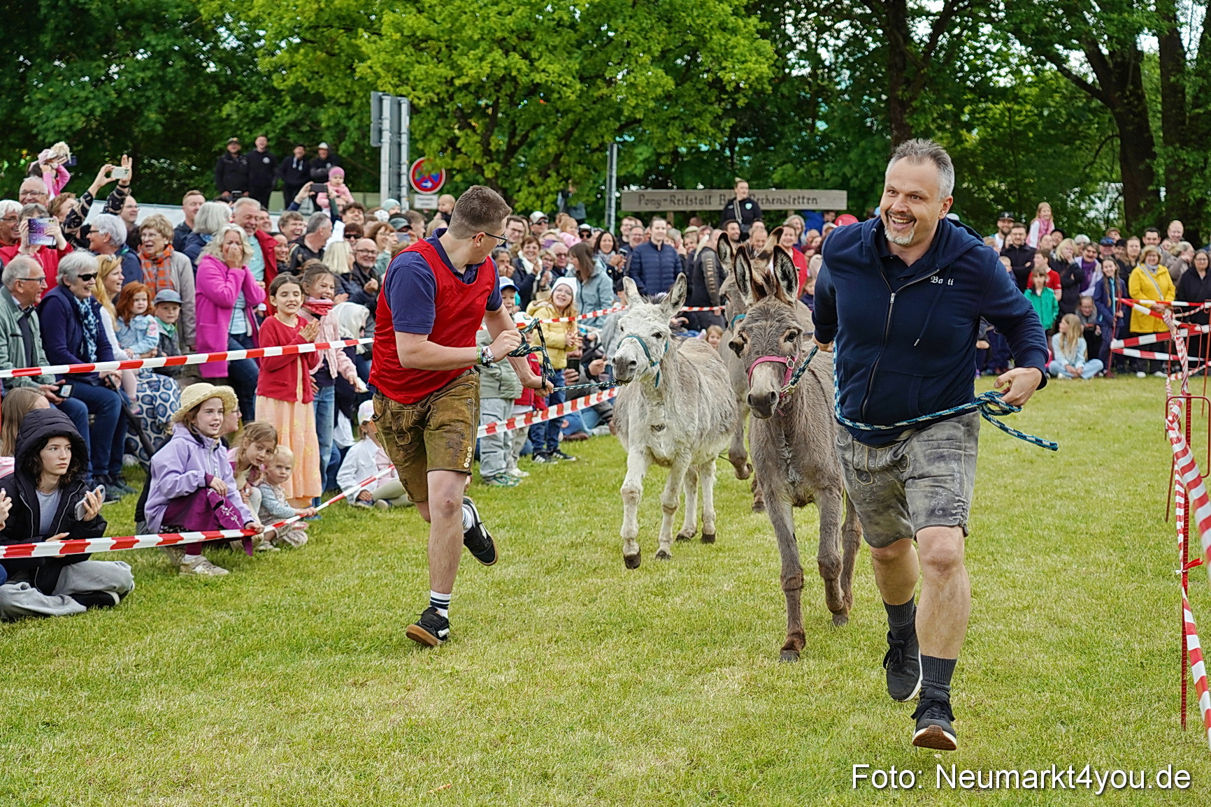 Esellrennen Fruehlingsfest Neumarkt 2026 0042