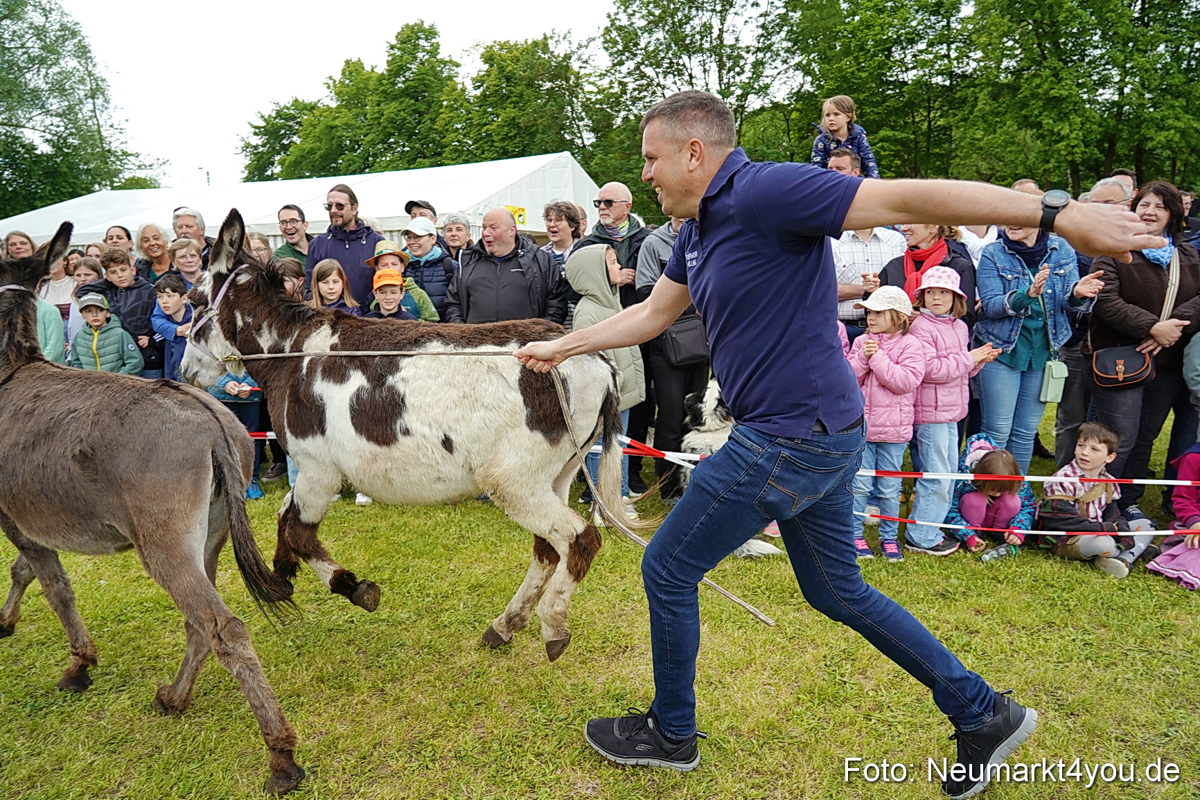 Esellrennen Fruehlingsfest Neumarkt 2026 0079