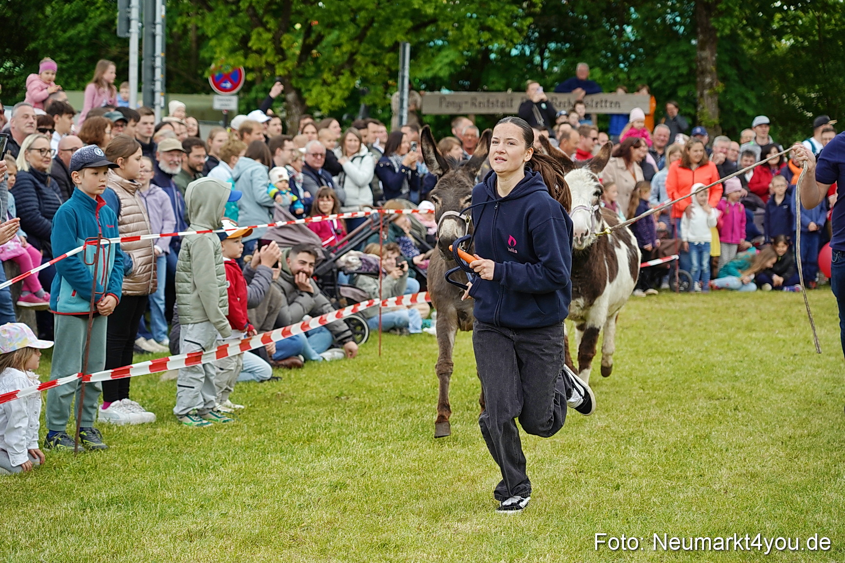 Esellrennen Fruehlingsfest Neumarkt 2026 0080