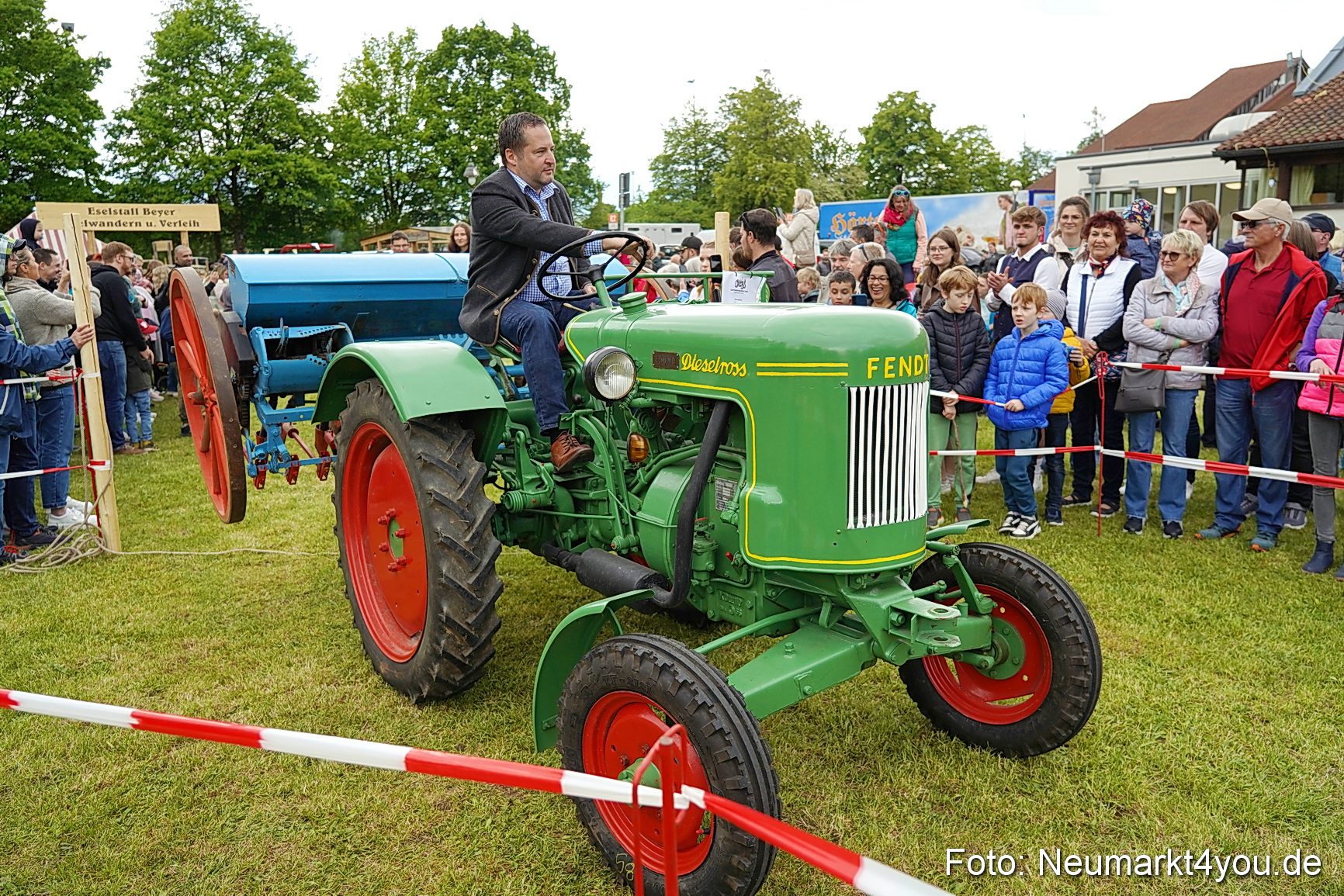 Esellrennen Fruehlingsfest Neumarkt 2026 0092
