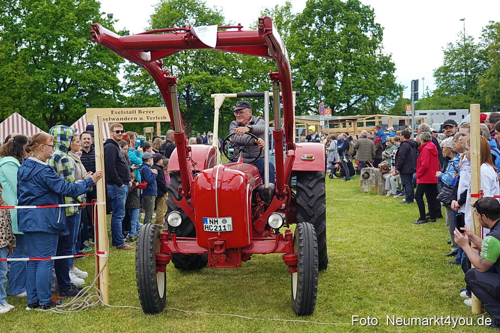 Esellrennen Fruehlingsfest Neumarkt 2026 0099