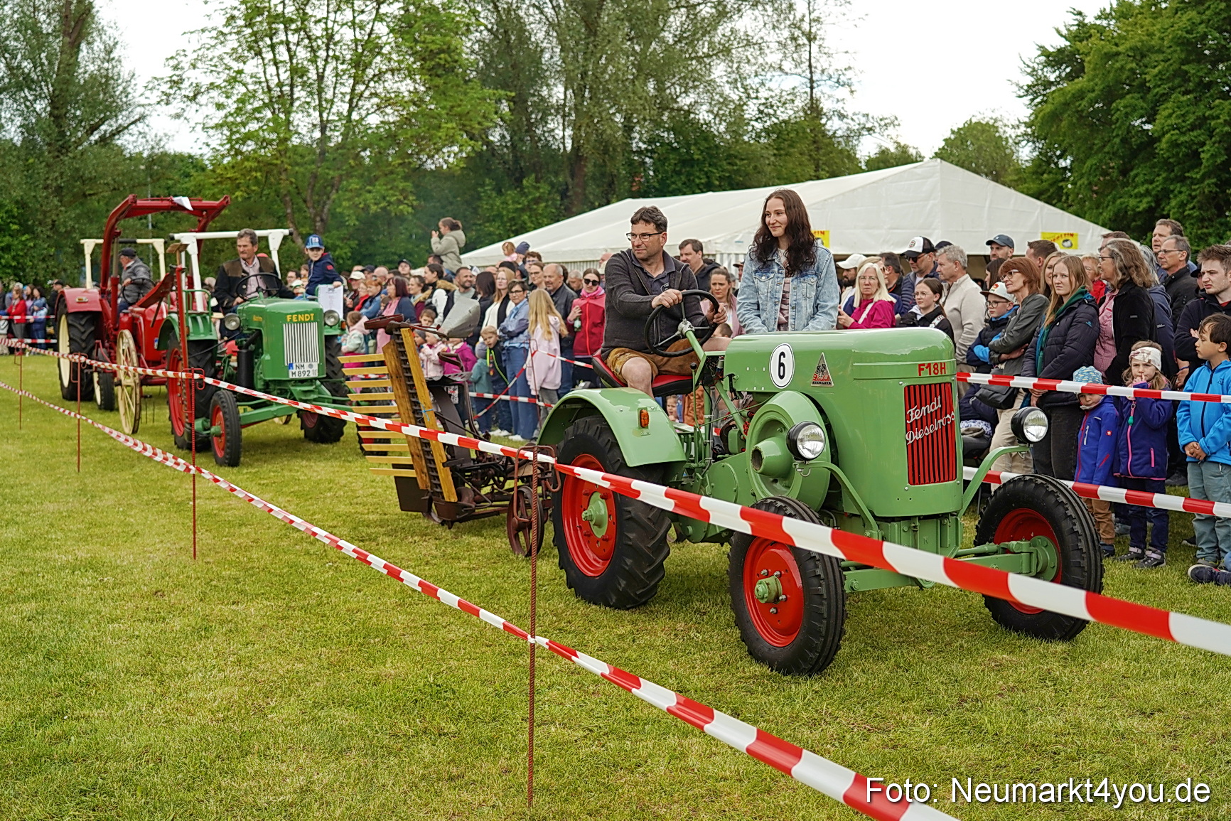 Esellrennen Fruehlingsfest Neumarkt 2026 0107