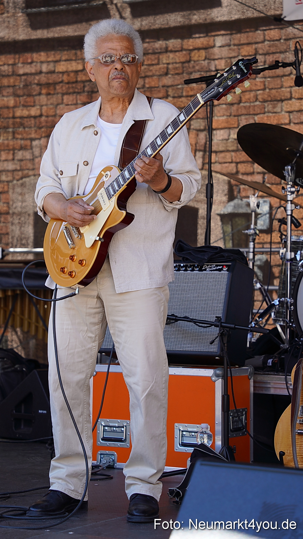 San2 and His Soul Patrol Al Jones Band 0030