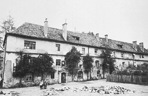 1Neumarkt Untere Kasernengasse 1946