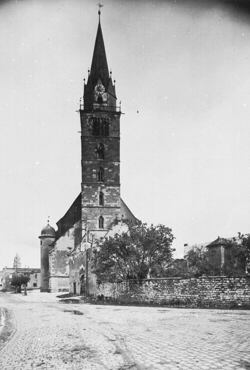 1Neumarkter Pfarrkirche 1946